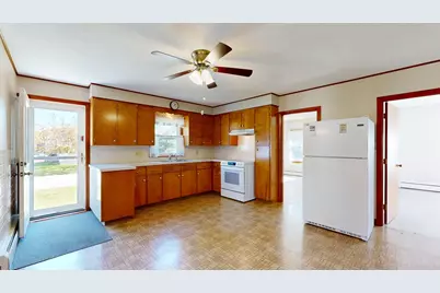 63 Morse Avenue, Lewiston, ME 04240 - Photo 9