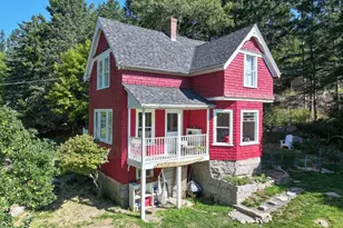 9 Cottage Ln, Stonington, ME 04681 - Photo 1
