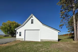 424 Strickland Rd, Fort Fairfield, ME 04742 - Photo 11