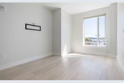387 Commercial Street #326, Portland, ME 04101 - Photo 15