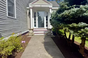 19 Shackford St, Eastport, ME 04631 - Photo 7