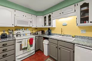 72 Smith St, Augusta, ME 04330 - Photo 5