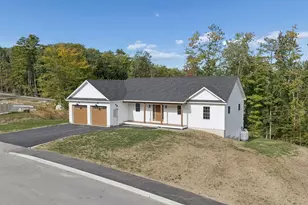 32 Woodbrey Ln, Standish, ME 04084 - Photo 1