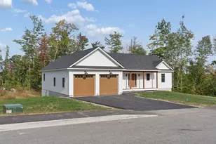 32 Woodbrey Ln, Standish, ME 04084 - Photo 3