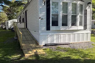 49 Victoria Dr, Waterville, ME 04901 - Photo 1
