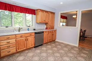 650 Somerset St, Rumford, ME 04276 - Photo 7