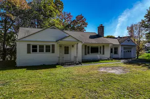 650 Somerset St, Rumford, ME 04276 - Photo 27