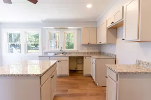 148 Broad St, Auburn, ME 04210 - Photo 9