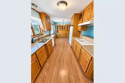 29 Eastern Avenue, East Millinocket, ME 04430 - Photo 3