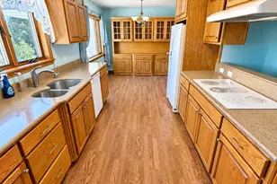 29 Eastern Ave, East Millinocket, ME 04430 - Photo 3
