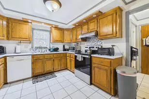 9 Cedar St, Augusta, ME 04330 - Photo 11