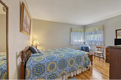 19 Bonnallie Avenue, Lewiston, ME 04240 - Photo 31