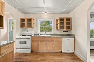33 Franklin St, Waterville, ME 04901 - Photo 19
