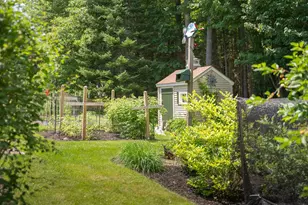 22 Wildwood Dr, Brunswick, ME 04011 - Photo 3