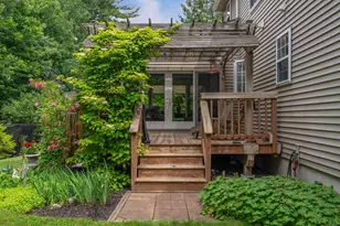 22 Wildwood Dr, Brunswick, ME 04011 - Photo 11