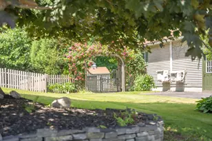 22 Wildwood Dr, Brunswick, ME 04011 - Photo 5