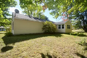 16 Oak St, Newport, ME 04953 - Photo 31