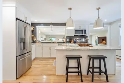 303 Middle Road, Falmouth, ME 04105 - Photo 5