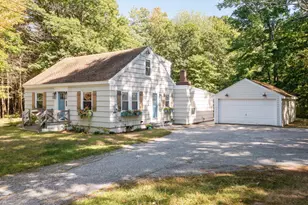 303 Middle Rd, Falmouth, ME 04105 - Photo 3