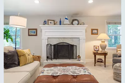303 Middle Road, Falmouth, ME 04105 - Photo 17