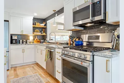 303 Middle Road, Falmouth, ME 04105 - Photo 9