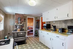 4 Daggett Ln, Moscow, ME 04920 - Photo 11