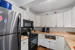 8 Woodland Ave, Kennebunk, ME 04043 - Photo 11