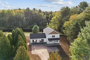 7 Sapphire Ln, Brunswick, ME 04011 - Photo 1