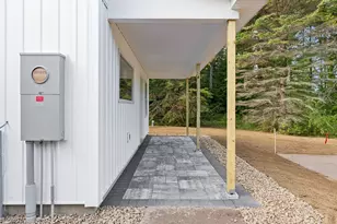 7 Sapphire Ln, Brunswick, ME 04011 - Photo 5