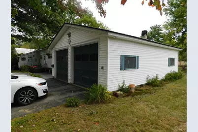 33 Chestnut Street, Skowhegan, ME 04976 - Photo 9
