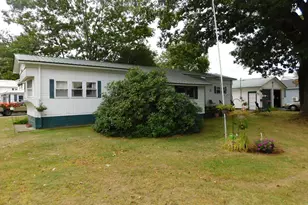 33 Chestnut St, Skowhegan, ME 04976 - Photo 3