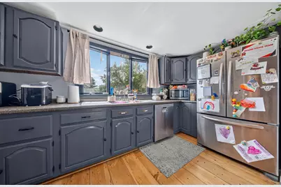 28 Park Street, Lisbon, ME 04250 - Photo 9