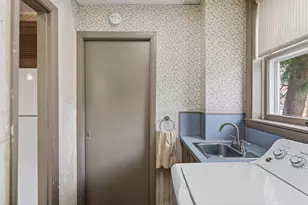 5 Newman St, Lewiston, ME 04240 - Photo 25
