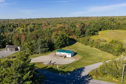 173 W Main Street, Searsport, ME 04974 - Photo 23