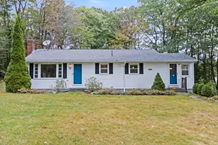 21 Carmichael Ave, Falmouth, ME 04105 - Photo 3