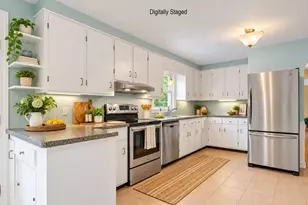 21 Carmichael Ave, Falmouth, ME 04105 - Photo 5