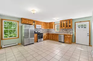 24 Penn Ln, Augusta, ME 04330 - Photo 9
