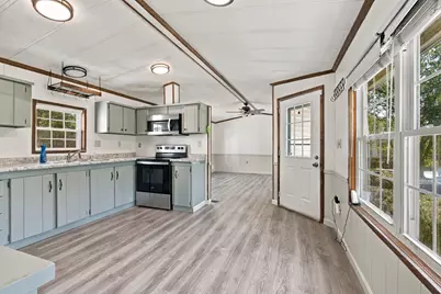 87 Summer Street, Oakland, ME 04963 - Photo 19