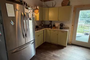 145 Davis St, Pittsfield, ME 04967 - Photo 3