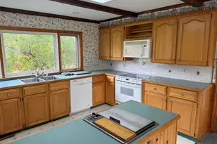 98 Kearney Rd, Mars Hill, ME 04758 - Photo 9