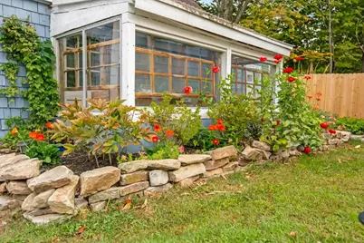 22 Morse Street, Freeport, ME 04032 - Photo 3
