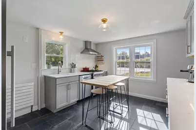 265 W Main Street, Yarmouth, ME 04096 - Photo 11