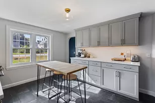 265 W Main St, Yarmouth, ME 04096 - Photo 5