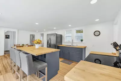 235 Elm Street, Bangor, ME 04401 - Photo 21