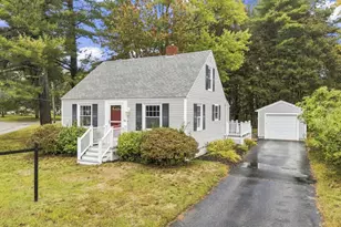 23 Wilson St, Topsham, ME 04086 - Photo 1