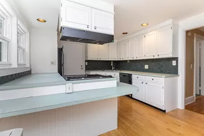 44 Warren Avenue, Cape Elizabeth, ME 04107 - Photo 11