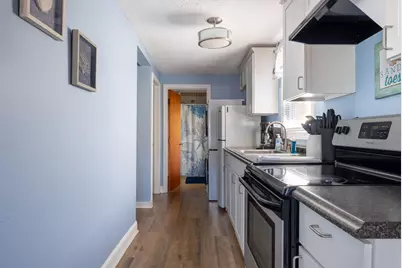 75 E Grand Avenue, Old Orchard Beach, ME 04064 - Photo 11