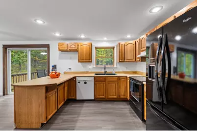 81 Mayfair Way, Waterboro, ME 04061 - Photo 7