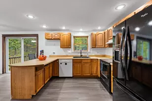 81 Mayfair Way, Waterboro, ME 04061 - Photo 7