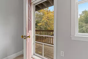 207 Vaughan St, Portland, ME 04102 - Photo 19
